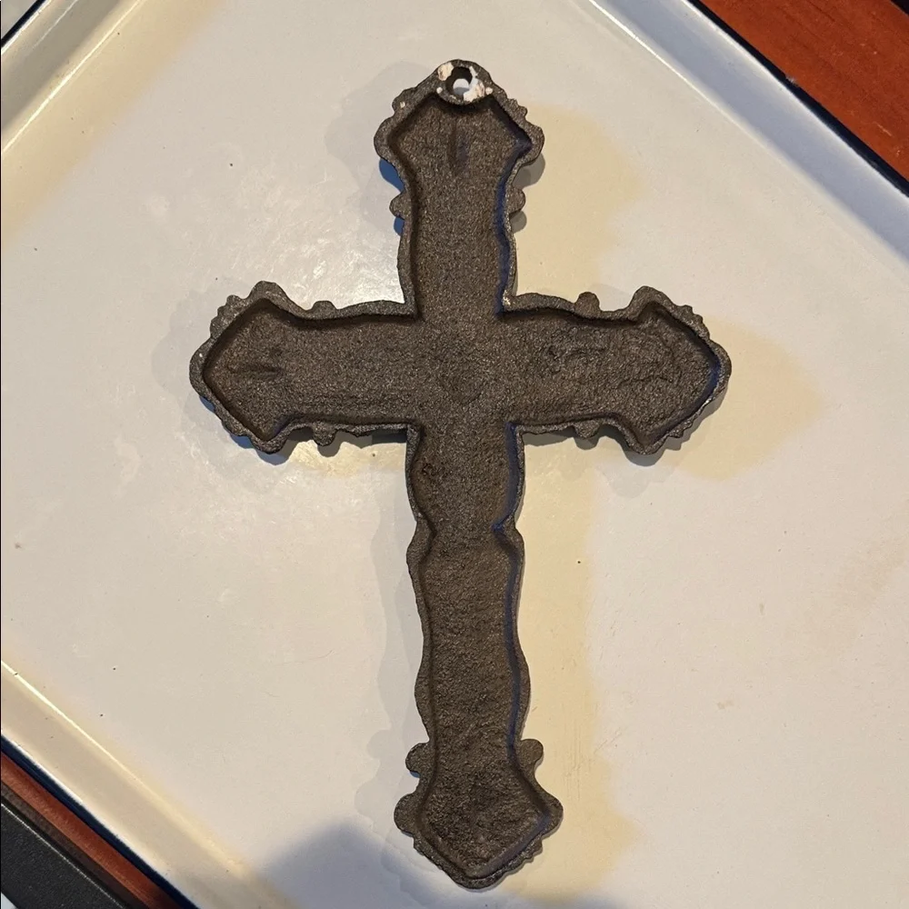 not known metal cross